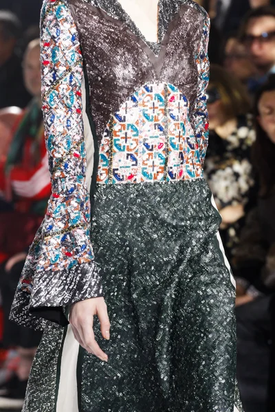 Look 104